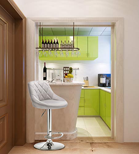 2 sillas de Barra de cocina tapizado de Terciopelo Giratorios Altura Regulable Gris Claro. Vista en ambiente de cocina moderna. BH138hgr-2. Woltu