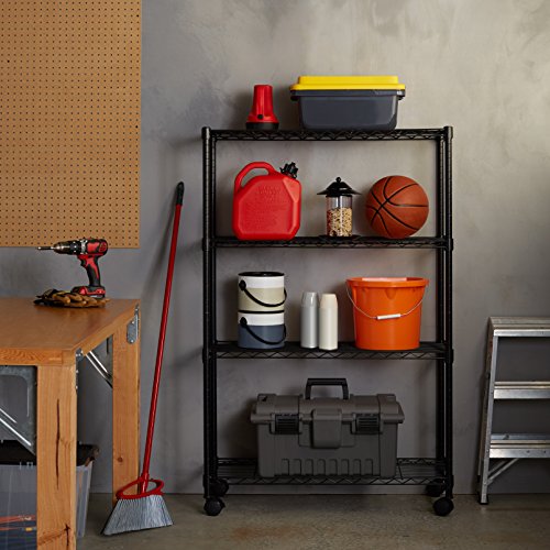 Vista en garage de Estantería de 4 baldas con ruedas - Negro. Amazon Basics | maxjardin