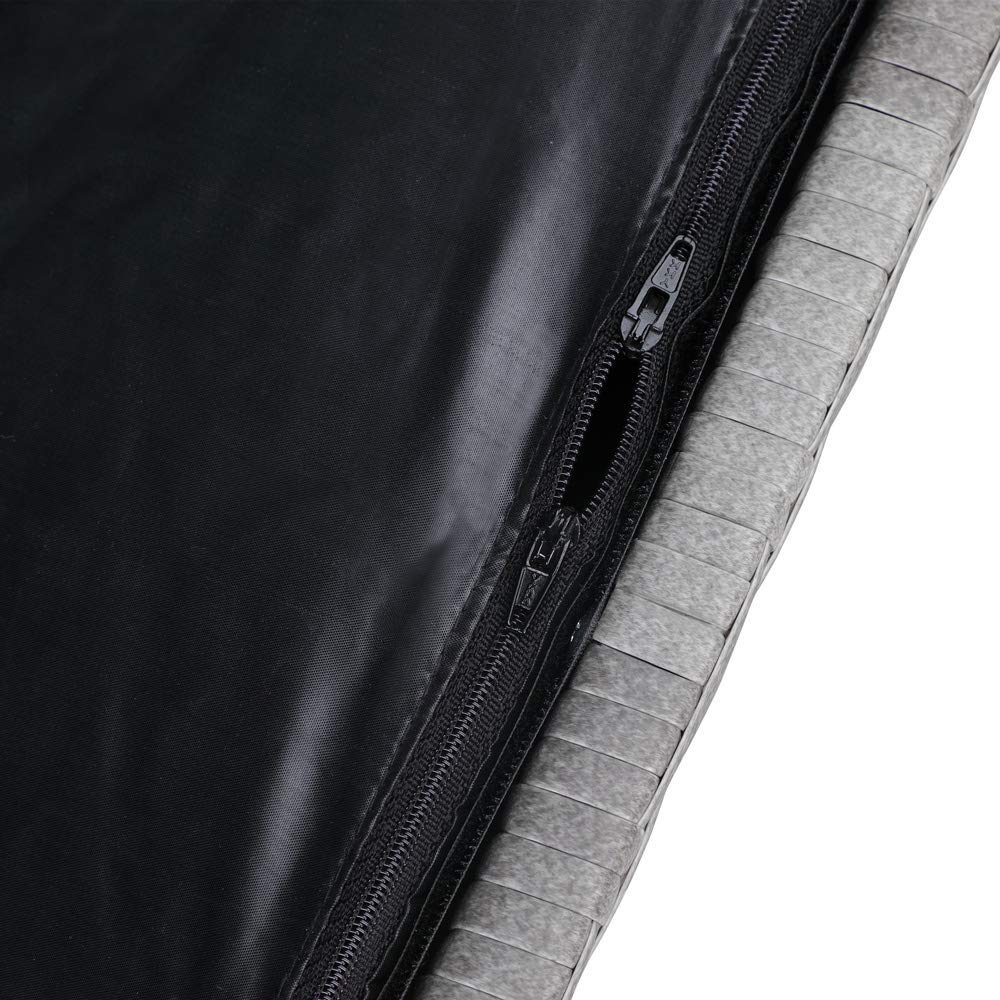 Detalle de cremallera del forro interior del arcón CASARIA sobre fondo blanco