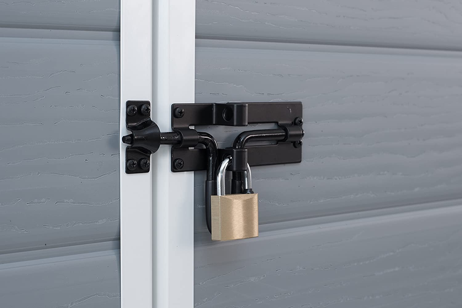 Caseta de jardín Manor 6x8. 186x237x227 cm. Cobertizo exterior. Color gris. Detalle de cierre para candado no incluido. . Keter