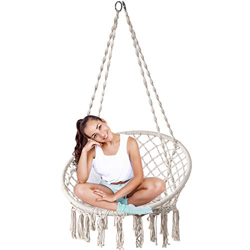 Chica joven sentada en la Silla Hamaca, Columpio Colgante, para Interior, Exterior, Peso máximo: 120 kg. D4P. Chihee