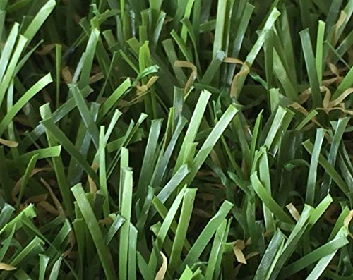 Primer plano de fibras de césped del Rollo de Césped artificial 2x4metros GUIMARAS - 20mm de altura - alta densidad - calidad profesional - ideal para exteriores, piscinas, terrazas, jardín, ideal mascotas - fácil instalación. LUCATEX