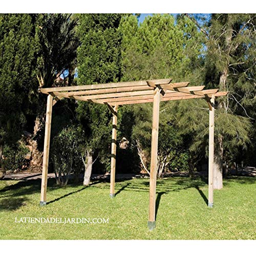 Vista en jardín de la Pérgola de Madera moderna en madera Autoclave de bosques gestionados con certificado FSC. para patio 240x240x250 cm. Suinga