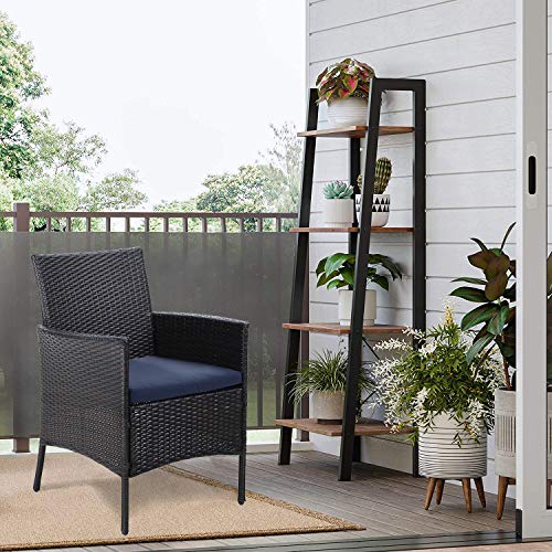 Vista en balcón de Juego de 2 sillas Fabricadas en Polyrattan y Estructura de Acero, para jardín y balcón Impermeable. PHIVILLA