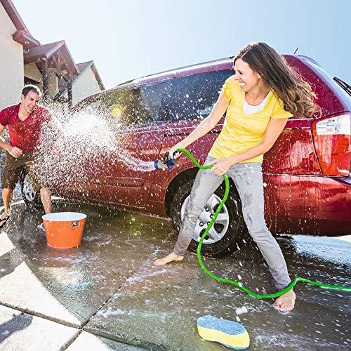 Lavando el coche con la Pistola de Riego fabricada en Metal y Caucho. Con Regulación de Caudal y 7 Formas de Riego para adaptarse a todo tipo de plantas y terrenos. AMT42. Aqua Control