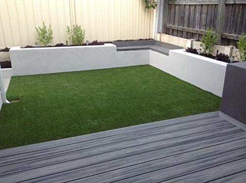 Exterior con Rollo de Césped artificial 2x4metros GUIMARAS - 20mm de altura - alta densidad - calidad profesional - ideal para exteriores, piscinas, terrazas, jardín, ideal mascotas - fácil instalación. LUCATEX