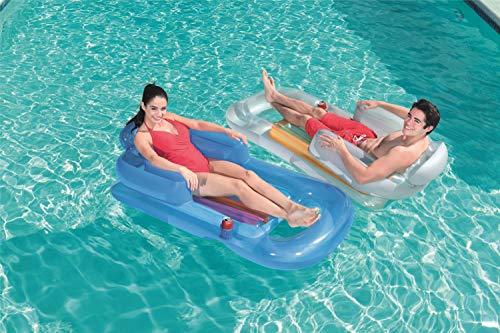 Jóvenes descansando en piscina en Sillón Tumbona Hinchable Fashion 161x84 cm | maxjardin