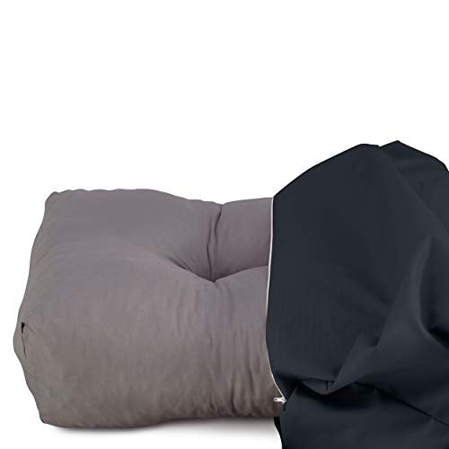 Quitando la funda del Set 2 Cojines Impermeables para palets color Antracita. Funda desenfundable. Europalé palets. Spatium