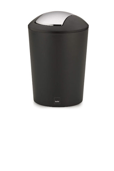 Papelera redonda Marta para despacho o habitación color negra y tapa basculante plateada Kela