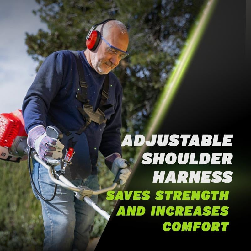 Hombre maduro con Desbrozadora Greencut  con arnés ajustable al hombro en ambiente exterior