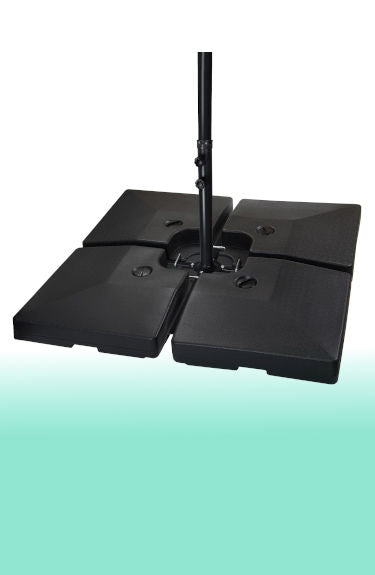 Base contrapeso para sombrilla grande  sobre fondo blanco y verde