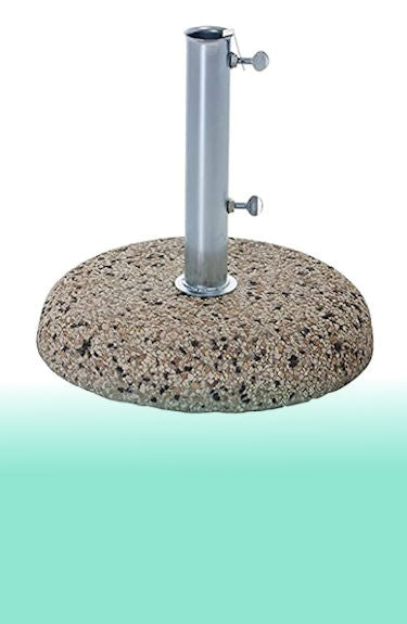 Pie de parasol de cemento de Tomaino sobre fondo blanco y verde