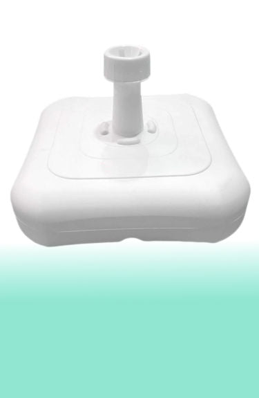 Base para sombrilla rellenable cuadrada color blanco Soler sobre fondo blanco y verde