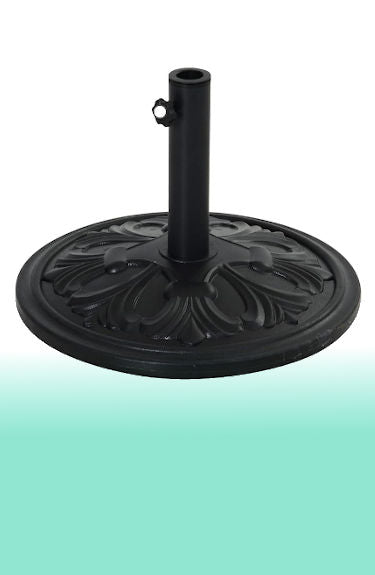 Base de sombrilla de HDPE y cemento negra Outsunny sobre fondo blanco y verde