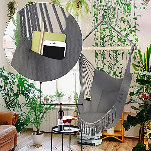 Detalle de bolsillo para el libro o la tablet de la Silla Colgante con Flecos de Algodón con 2 Cojines, Barra Separadora de Madera, Portátil para Interior y Exterior, Gris VOUNOT 