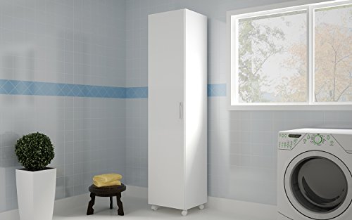 Vista del armario escobero de una puerta color blanco en ambiente de habitación de la lavadora Buyqualia