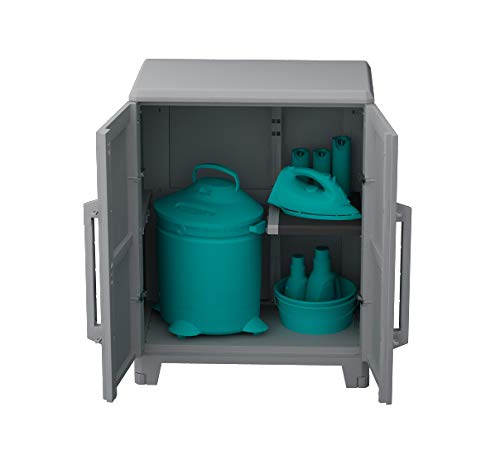 Armario Multifunción 2 Puertas, Material: Plástico, Dimensiones: 78x43.6x101.6 cm, Gris/negro. Armario bajo con puertas abiertas y enseres. Disposición de estantes 2. Transforming Modular 2, Terry | maxjardin