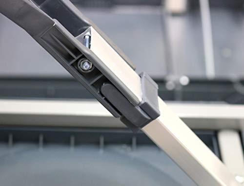 Detalle de la Mesa con 4 asientos plegable de aluminio en maleta para acampada, color gris. Cao