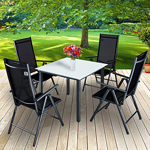 Conjunto de 1 Mesa y 4 sillas de Aluminio de jardín o terraza. Respaldo reclinable color Antracita. Vista en patio exterior. Bern. Casaria