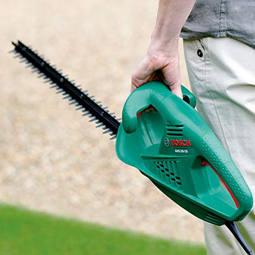 Ligera y fácil de manejar y transportar la Tijeras cortasetos con espada de 45 cm, distancia entre dientes 16 mm, 420 vatios, 2.6 kg. revestimiento de cuchilla. AHS 45-16. Bosch 