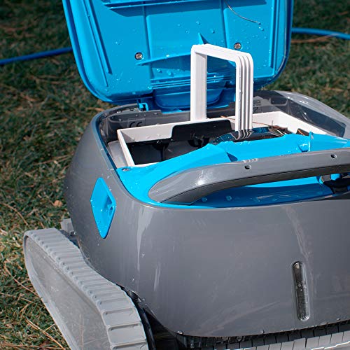 Detalle con tapa abierta del Robot para piscinas Dolphin Carrera 30 (fondo, paredes y línea de flotación). Dolphin