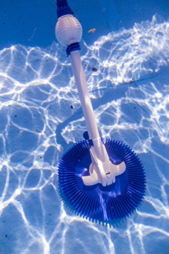 En acción el Limpiafondos automático para piscina, con potencia mínima de 3/4 CV (0.75 CV)  19001 Classic Vac. Gre