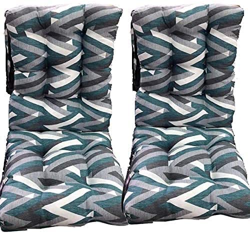 Conjunto decorado con líneas blancas, verdes y gris del Pack 2 Cojines Cómodos con Respaldo para mecedoras, bancos terraza o silla en Interior y Exterior. LEMON TREE