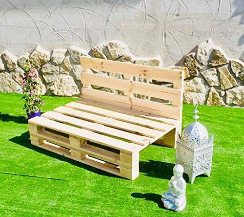 Vista de terraza exterior con el Sofá DE PALETS completamente Nuevo Lijado y Cepillado Acabado Crudo para Interior o Exterior. 120x80cm. Palets Talavera