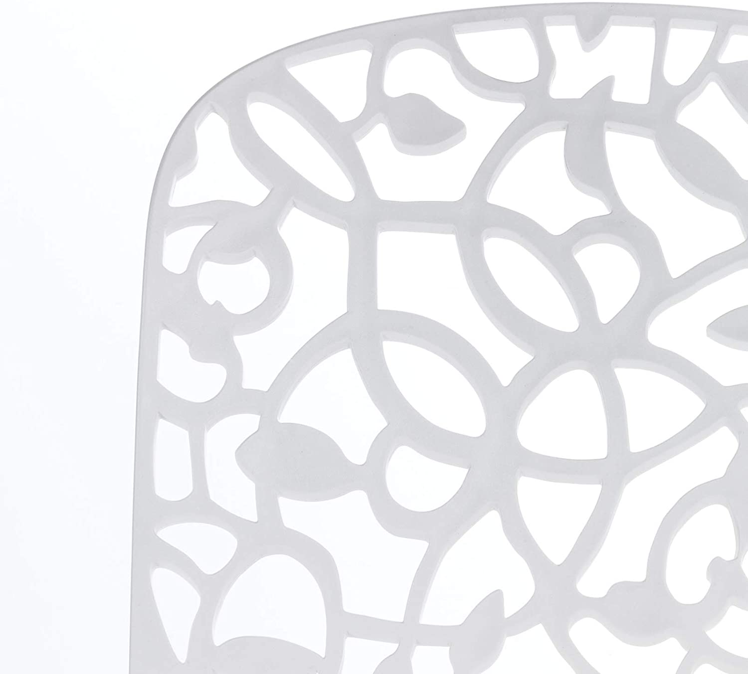 Detalle del respaldo de las 6 Sillas apilables de interior exterior Flora. 87x50x47 cm, blanco, hecho en España. Shaf