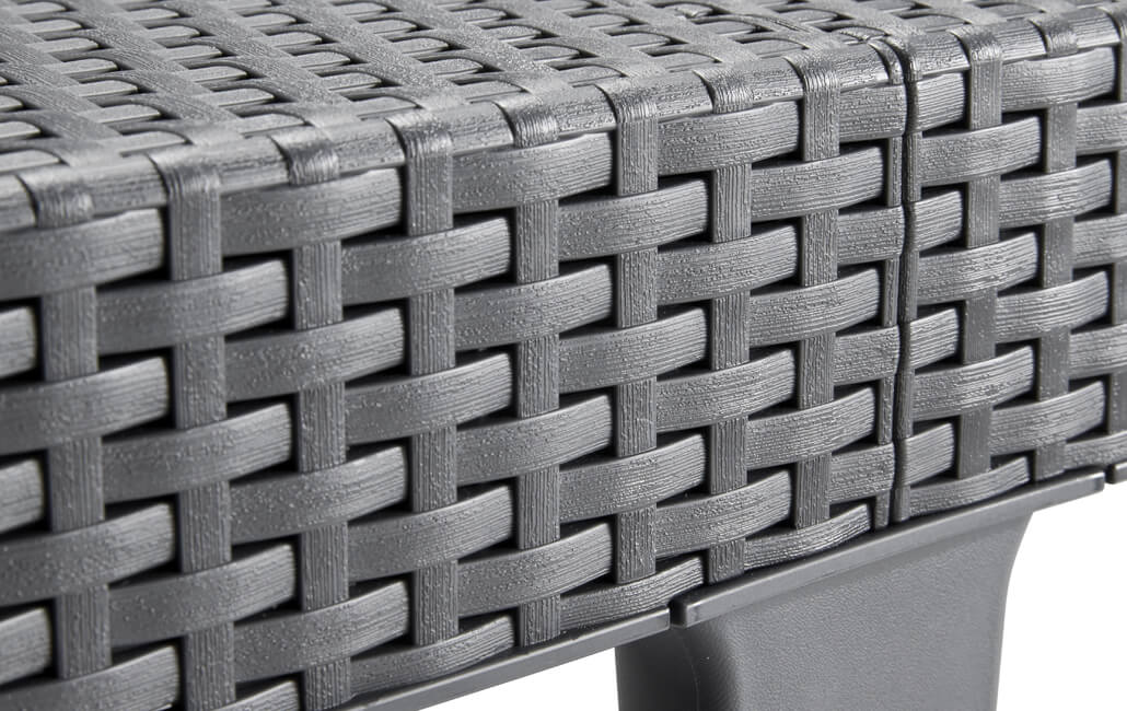 Tumbona keter Jaipur con almohadas color grafito. Detalle tejido ratán